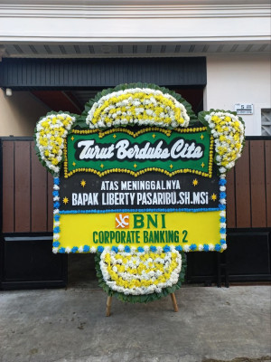 Papan Bunga Duka di Pegambiran
