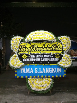 Papan Bunga Duka di Pegambiran